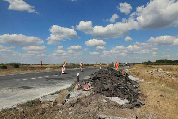 Roadworks Road Signs Highway Reconstruction Blue Sky Clouds — Stock Photo, Image