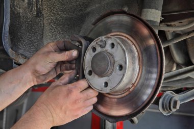 Mekanik disk frenler arabanın Bakımı