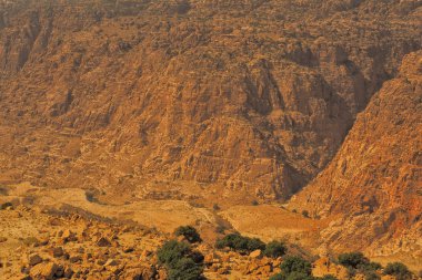 Wadi Dana rezerv tipik peyzaj. Wadi Dana Milli Parkı. Ürdün