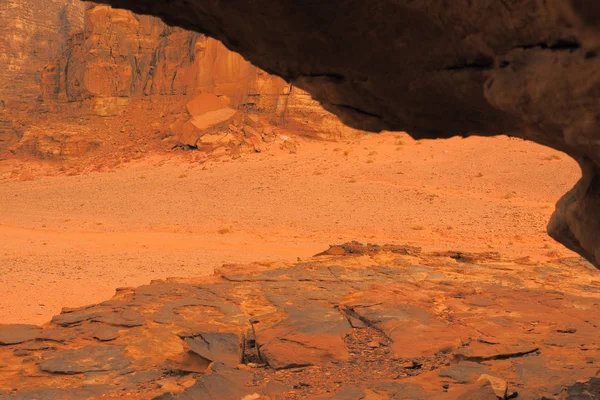 Wadi Rum Jordan Lugar Más Hermoso Oriente Medio Fantásticos Colores —  Fotos de Stock