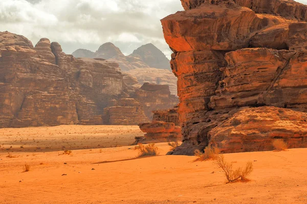 Wadi Rum Jordan Lugar Más Hermoso Oriente Medio Fantásticos Colores — Foto de Stock