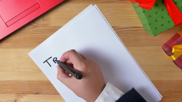 Illusztráció, új év, az ember keze írása egy notebook, 2019 trendek. — Stock videók