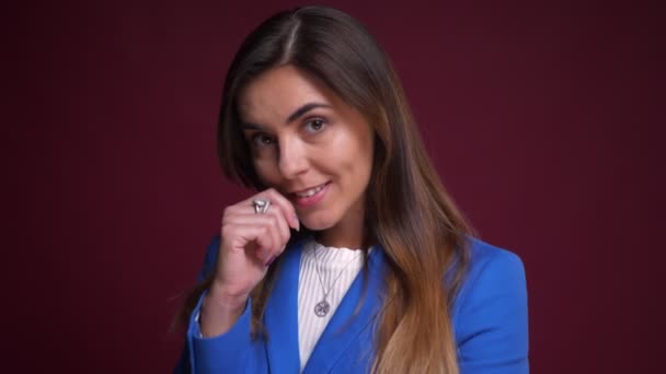 Detailní Portrét Přitažlivé Mladé Kavkazské Ženského Pohledu Svůdně Fotoaparát Stále — Stock video
