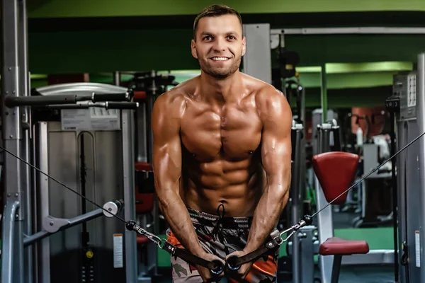 Muscular Bodybuilder Doing Exercise Bars Gym Handsome Sporty Sexy Guy — Stock Photo, Image