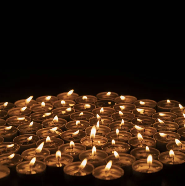 Grupo Velas Aisladas Sobre Fondo Negro —  Fotos de Stock