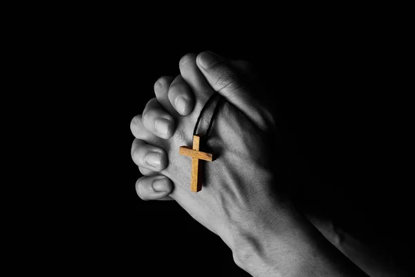 Adam Tanrı İncil'de sabah özveri ile dua ediyorlar. Renk efektleri eklendi.