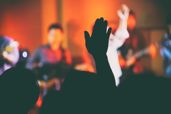 People Raise up They Hand to Worship Jesus in the Indoor Worship — Stock Photo, Image