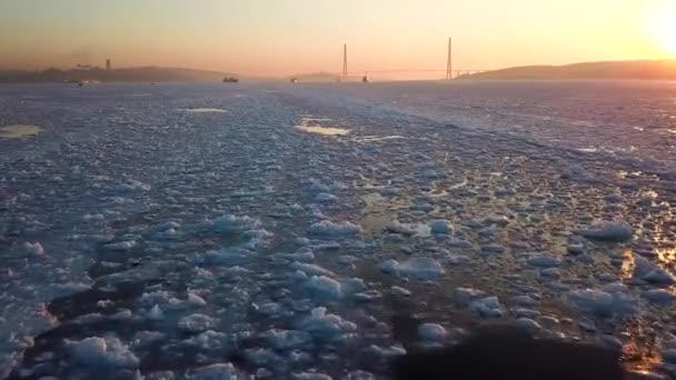 Güneş Doğuyor Sabah Vladivostok Çöpünü Bridge Görüntüleri Hava Dron Dünyanın — Stok video