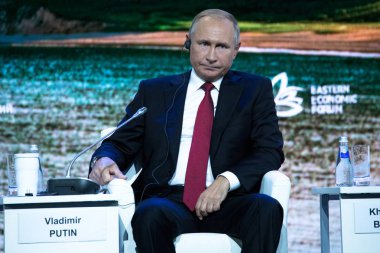 Eylül, 2018 - Vladivostok, Primorsky Krai - Rusya Federasyonu Vladimir Putin'in Doğu Avrupa Ekonomik Forum 2018 yılında Doğu Ekonomik Forumu bir parçası olarak Başkan tarafından konuşma