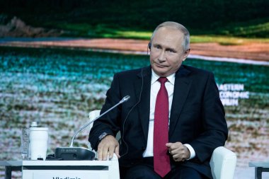 Eylül, 2018 - Vladivostok, Primorsky Krai - Rusya Federasyonu Vladimir Putin'in Doğu Avrupa Ekonomik Forum 2018 yılında Doğu Ekonomik Forumu bir parçası olarak Başkan tarafından konuşma