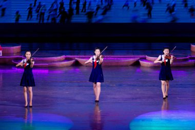 Ağustos, 2018, Pyongyang, Kuzey Kore - zaman olmak, öncü Palace ve okul Pyongyang içinde genç sanatçı kalp için