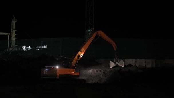 2018 Nakhodka Primorsky Krai Excavadora Opera Puerto Rastrillos Montones Carbón — Vídeos de Stock