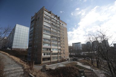 2013, Vladivostok - Vladivostok paneli ve tuğla evler konut geliştirme. Uzakdoğu'nun başkentin bölgelerinde uyku sokakları