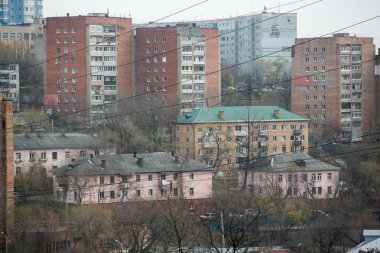 2013, Vladivostok - Vladivostok paneli ve tuğla evler konut geliştirme. Uzakdoğu'nun başkentin bölgelerinde uyku sokakları