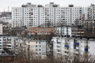 2013, Vladivostok - Vladivostok paneli ve tuğla evler konut geliştirme. Uzakdoğu'nun başkentin bölgelerinde uyku sokakları