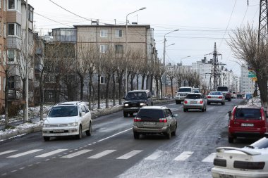 2013, Vladivostok - Vladivostok paneli ve tuğla evler konut geliştirme. Uzakdoğu'nun başkentin bölgelerinde uyku sokakları