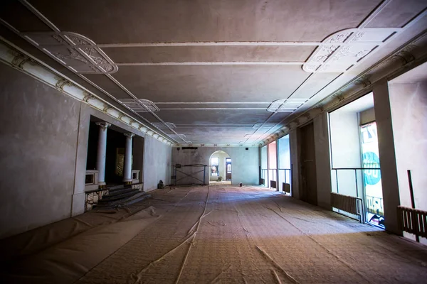 Espacioso Interior Antigua Mansión Durante Los Trabajos Restauración — Foto de Stock