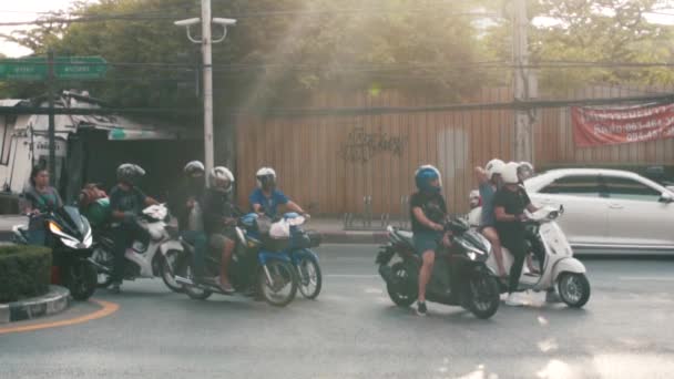 2019 Bangkok Tailandia Tráfico Las Calles Asia Los Ciclomotores Los — Vídeo de stock