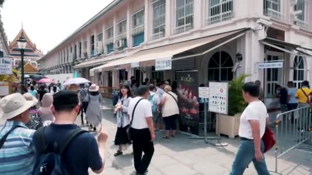 Bangkok Thaïlande Printemps 2019 Haut Stupa Doré Touristes Ambulants Wat — Video