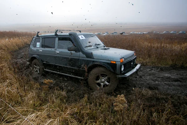 Ussuriysk Primorsky Krai Spring 2012 Tävling Jeep Rättegång Bland Amatörer — Stockfoto