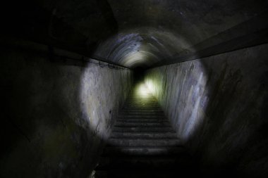 Vladivostok kalesinin yeraltı geçitleri. Vladivostok Rus kalelerinin yeraltı tüneli