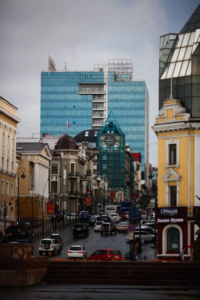 Září 2014 Vladivostok Primorsky Krai Central Vladivostok Street Okeanskij Avenue — Stock fotografie
