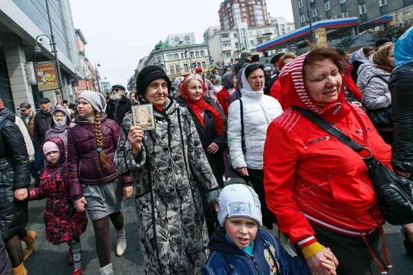 2014 Березня Владивосток Росія Православна Хресний Хід Центральній Вулиці Владивостока — стокове фото