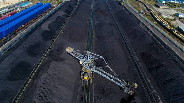 Luchtfoto Van Het Grondgebied Van Kolen Terminal Met Kolen Enorm — Stockfoto