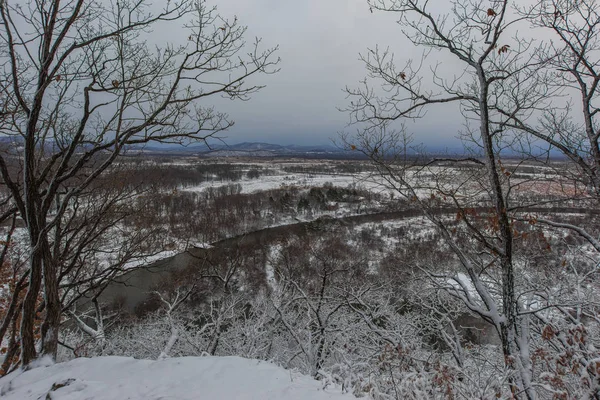 Piękny Zimowy Krajobraz Pokryte Śniegiem Otwarte Przestrzenie — Zdjęcie stockowe