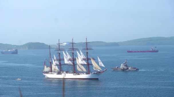 Verão 2020 Vladivostok Rússia Navio Treinamento Bark Sedov Navegamos Através — Vídeo de Stock