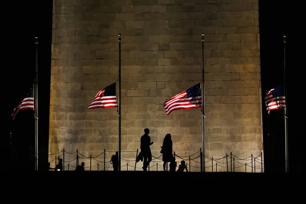 American Flags Lowered Honor Mourning Washington Monument — Stock Photo, Image