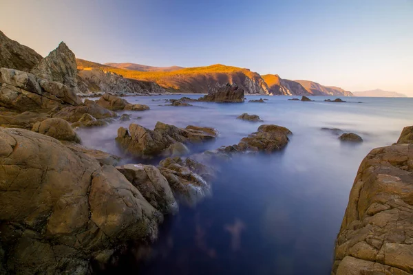 Picturesque rocks of the North Cape. Marine area of the Sikhote-Alin Biosphere Reserve in the Primorsky Territory — Stock Photo, Image