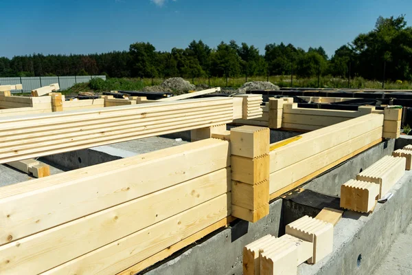 Bau Eines Holzhauses Aus Profiliertem Furnierschichtholz — Stockfoto