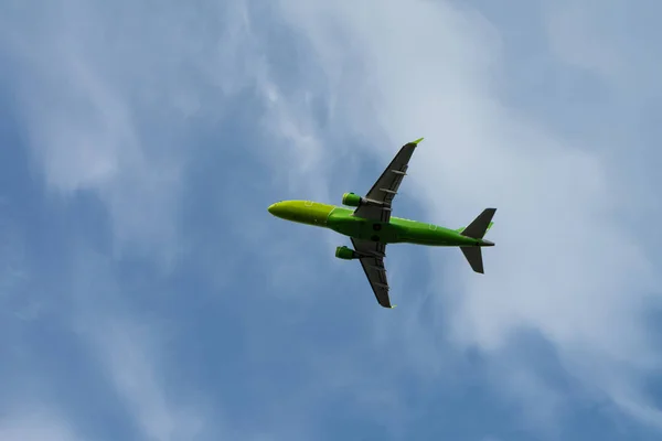 Avião Passageiros Contexto Céu — Fotografia de Stock