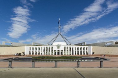 Yeni Parlamento Binası, Canberra, Avustralya için ana giriş