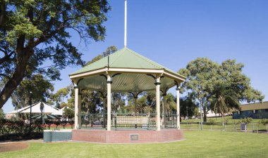 Orkestra sahnesi rotunda Sturt Park, Broken Hill, New South Wales, Avustralya