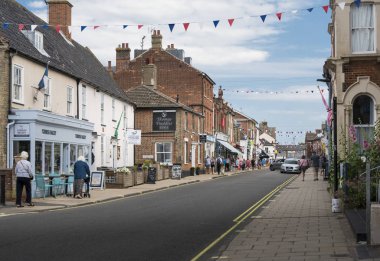 Southwold, Suffolk İngiltere'de tarihi şehir yüksek sokakta