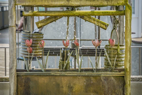 Detail Van Het Waterrecyclingsysteem Klok Southwold Pier Suffolk Verenigd Koninkrijk — Stockfoto