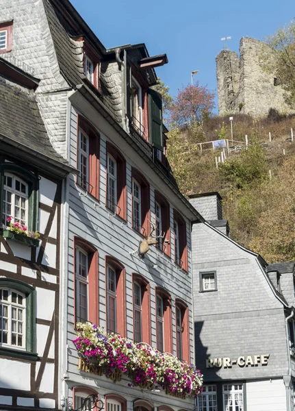 Edifícios Pitorescos Castelo Centro Histórico Monschau Aachen Alemanha — Fotografia de Stock