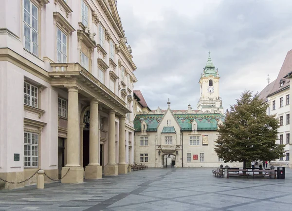 Bratislava'daki Primatlar Meydanı, Slovakya — Stok fotoğraf