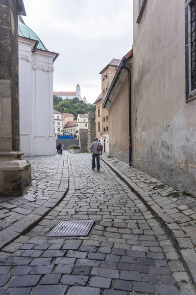 Cobbled Street, Bratislava, Slovacchia — Foto Stock