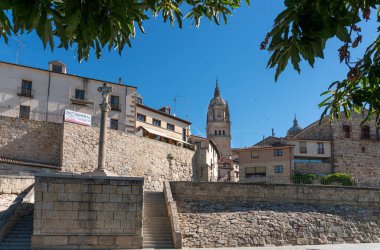 Antik şehir girişlerinden birinin manzarası, Salamanca, İspanya