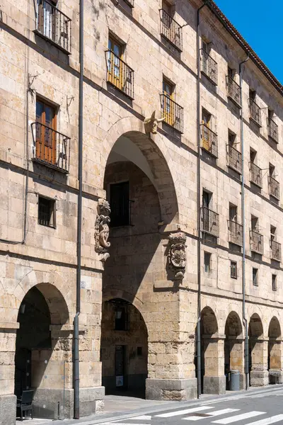Buitenmuur Gebogen Ingang Van Plaza Mayor Stad Salamanca Spanje — Stockfoto