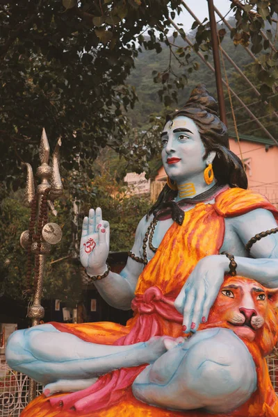 Hindu Shiva Isten Szobor Szabadtéri Jelenet Rishikesh India — Stock Fotó