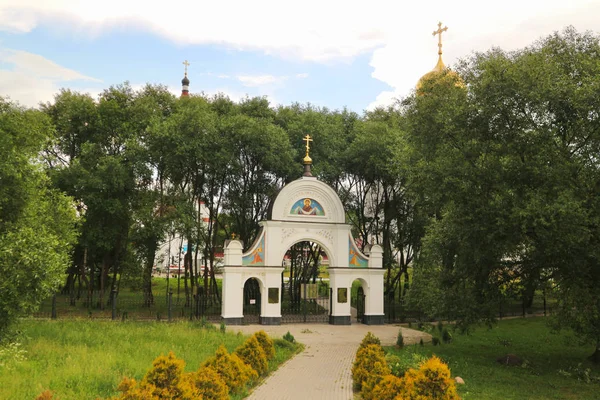 Cancello Territorio Una Chiesa Ortodossa Minsk Bielorussia — Foto Stock