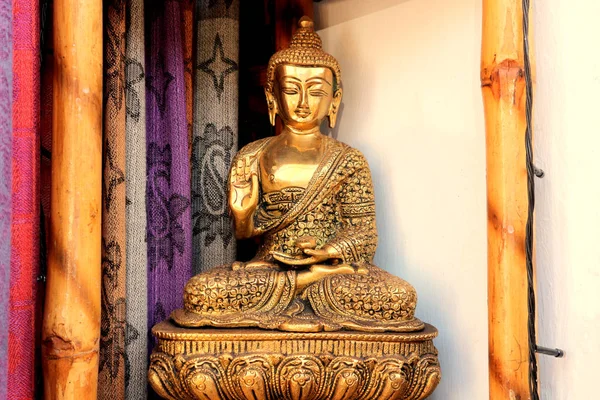 Bronzen Beeldje Van Boeddha Lotus Met Zegen Gebaar — Stockfoto