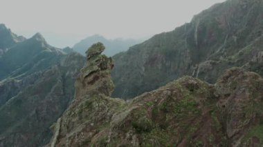 Tenerife, Kanarya Adaları dağlarda yukarıda hava anket