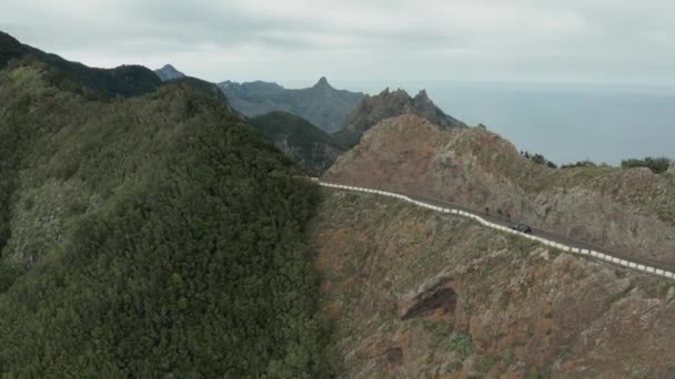 Luftaufnahme Über Den Straßen Von Teneriffa Kanarische Inseln Mountainbikes Rennräder — Stockvideo