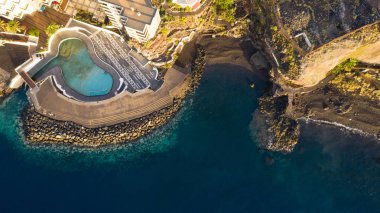 Havadan çekim. Havuzu ve Binalar Tenerife