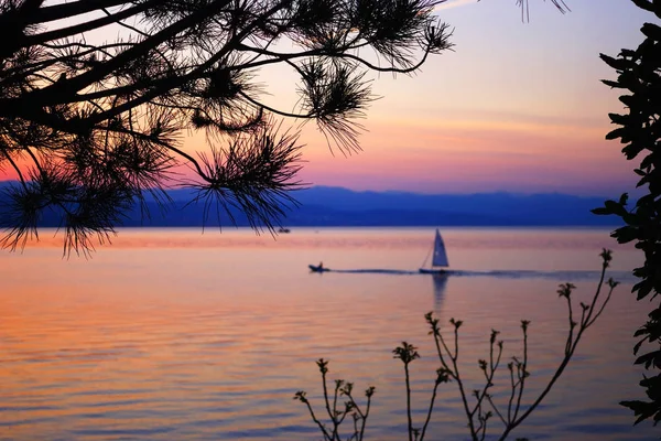 Barco Mar Adriático Amanecer Antes Del Amanecer Mar Adriático Croacia — Foto de Stock